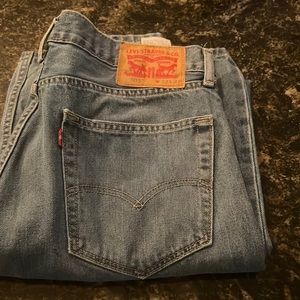 Levi’s 505 32x32 medium wash never worn no tags